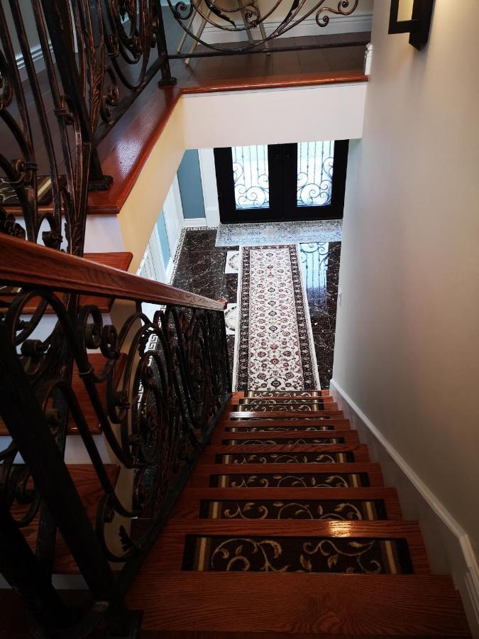 Luxury Hotel-Style Room In Queens, New York City Exterior photo