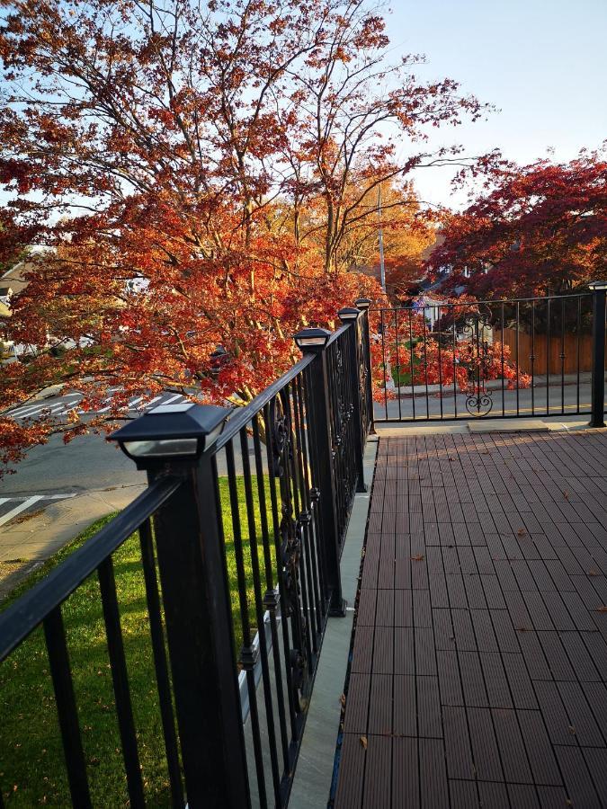 Luxury Hotel-Style Room In Queens, New York City Exterior photo